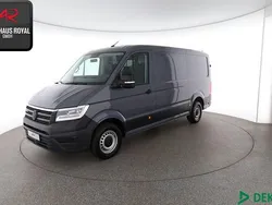 Grau Gebraucht 2021 VW Crafter Van | 37.880 € (Etwas zu teuer)