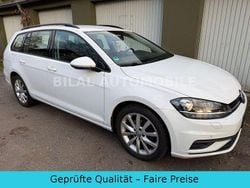 Weiß Gebraucht 2020 VW Golf VII Kombi | 10.990 € (Guter Preis)