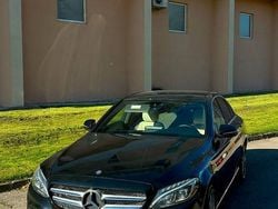 Schwarz Gebraucht 2017 Mercedes C300 Limousine | 18.500 €