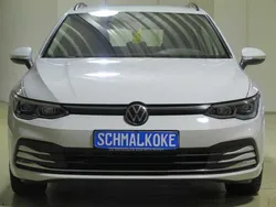 Pure white Gebraucht 2021 VW Golf VIII Style Kombi | 21.950 € (Guter Preis)