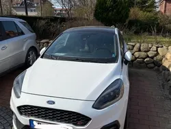Weiß Gebraucht 2018 Ford Fiesta ST Kleinwagen | 15.500 € (Guter Preis)