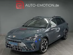 Fiord blau Gebraucht 2024 Cupra Leon Kombi | 31.970 € (Guter Preis)