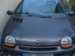 Schwarz Gebraucht 1998 Renault Twingo Kleinwagen | 850 €
