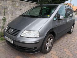 Grau Gebraucht 2005 VW Sharan Van / Kleinbus | 1.967 € (Fairer Preis)