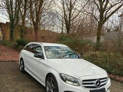 Weiß Gebraucht 2016 Mercedes C250 AMG line Kombi | 13.900 € (Superpreis)