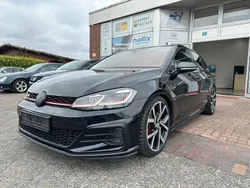Schwarz Gebraucht 2017 VW Golf VII GTI Limousine | 19.999 €