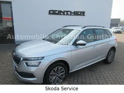 Brilliantsilber metallic Gebraucht 2022 Skoda Kamiq Ambition SUV | 20.990 € (Fairer Preis)