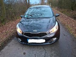 Schwarz Gebraucht 2014 Kia Ceed Kleinwagen | 8.500 € (Fairer Preis)