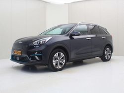 Blau Gebraucht 2021 Kia e-Niro SUV | 19.900 € (Guter Preis)