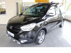 Schwarz Gebraucht 2019 Dacia Dokker Stepway Van | 14.555 € (Fairer Preis)