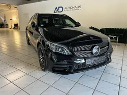 Schwarz Gebraucht 2019 Mercedes C300 AMG Kombi | 30.990 € (Fairer Preis)