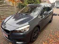Grau Gebraucht 2016 BMW 218 Gran Tourer Advantage Van / Kleinbus | 7.500 € (Superpreis)