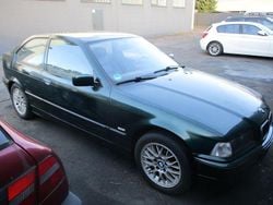 Grün Gebraucht 1999 BMW 316 Coupé | 2.200 € (Fairer Preis)