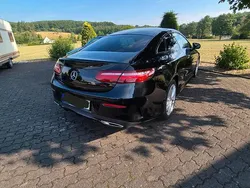 Schwarz Gebraucht 2018 Mercedes E200 AMG line Coupé | 27.000 € (Guter Preis)