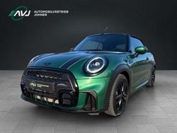 Grün Gebraucht 2021 Mini John Cooper Works Cabriolet Cabrio | 26.890 € (Etwas zu teuer)