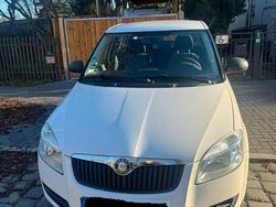 Weiß Gebraucht 2008 Skoda Fabia Kleinwagen | 1.900 € (Guter Preis)