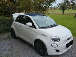 Weiß Gebraucht 2023 Fiat 500e Icon Cabrio | 16.700 € (Superpreis)