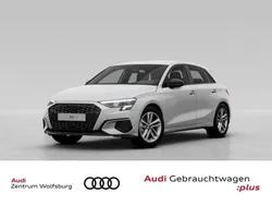 Weiß Gebraucht 2022 Audi A3 Sportback Advanced Limousine | 25.990 € (Superpreis)
