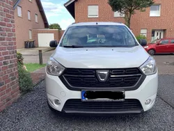 Weiß Gebraucht 2017 Dacia Lodgy Van / Kleinbus | 5.999 € (Guter Preis)