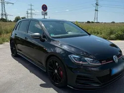 Schwarz Gebraucht 2020 VW Golf VII GTI Limousine | 36.499 €