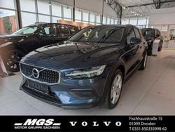 Gebraucht 2021 Volvo V60 CC Kombi | 27.480 € (Fairer Preis)
