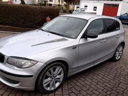 Silber Gebraucht 2009 BMW 118 Kleinwagen | 3.800 € (Fairer Preis)