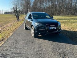 Blau Gebraucht 2007 Audi Q7 SUV | 7.600 €