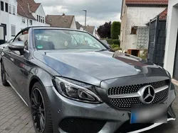 Grau Gebraucht 2017 Mercedes C300 AMG line Cabrio | 40.000 €