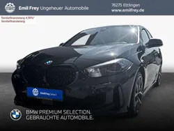 Saphirschwarz metallic Gebraucht 2023 BMW M1 Coupé | 37.770 €