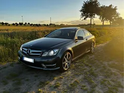 Grau Gebraucht 2013 Mercedes C180 AMG line Coupé | 13.800 € (Etwas zu teuer)