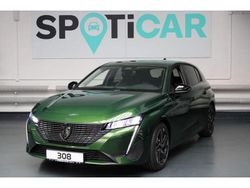 Olivine grün (metallic) Gebraucht 2024 Peugeot 308 Allure Kombi | 26.900 € (Fairer Preis)