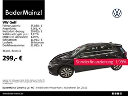Deep black perleffekt (metallic) Gebraucht 2022 VW Golf VIII Style Limousine | 25.830 € (Fairer Preis)