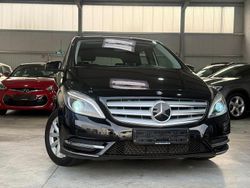 Schwarz Gebraucht 2014 Mercedes B180 Van / Kleinbus | 13.900 € (Fairer Preis)