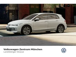Weiß Gebraucht 2022 VW Golf VIII Style Kleinwagen | 50.190 €