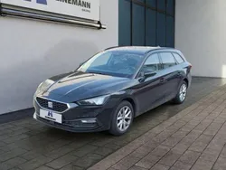 Mitternachtsschwarz Gebraucht 2022 Seat Leon Style Limousine | 19.950 € (Fairer Preis)
