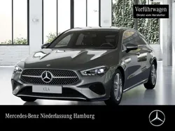 Grau Gebraucht 2025 Mercedes CLA180 Progressive Limousine | 37.500 € (Fairer Preis)