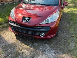 Rot Gebraucht 2007 Peugeot 207 CC Cabrio | 2.400 € (Fairer Preis)