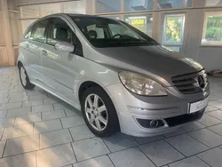 Silber Gebraucht 2006 Mercedes B200 Van / Kleinbus | 3.950 € (Etwas zu teuer)