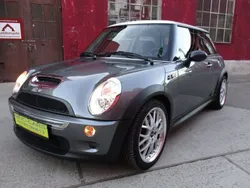 Silber metallic Gebraucht 2005 Mini Cooper S Kleinwagen | 5.450 € (Fairer Preis)