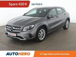 Grau Gebraucht 2018 Mercedes GLA200 SUV | 18.330 € (Fairer Preis)