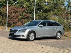 Silber Gebraucht 2018 Skoda Superb Kombi | 15.999 € (Fairer Preis)