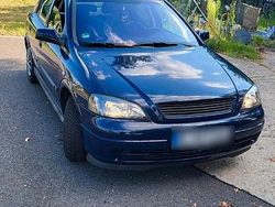 Blau Gebraucht 1999 Opel Astra Limousine | 1.100 € (Fairer Preis)