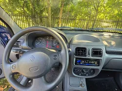 Blau Gebraucht 1999 Renault Clio II Basis Kleinwagen | 550 € (Guter Preis)