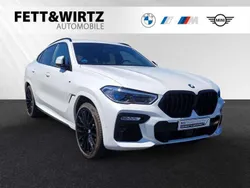Mineralweiss Gebraucht 2021 BMW X6 M50 SUV | 72.500 € (Fairer Preis)