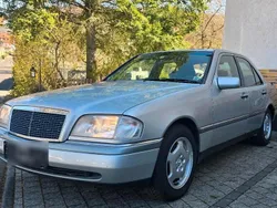Silber Gebraucht 1993 Mercedes C280 Limousine | 5.549 €