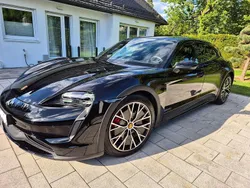 Schwarz Gebraucht 2021 Porsche Taycan Cross Turismo Limousine | 63.500 € (Guter Preis)
