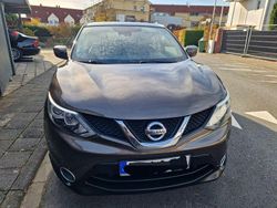 Braun Gebraucht 2015 Nissan Qashqai Acenta SUV | 9.999 € (Guter Preis)