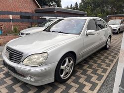 Silber Gebraucht 2005 Mercedes S500L Limousine | 8.500 €