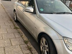 Silber Gebraucht 2010 Mercedes C200 Limousine | 6.500 € (Fairer Preis)