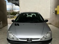 Silber Gebraucht 2001 Peugeot 206 Coupé | 1.500 € (Fairer Preis)